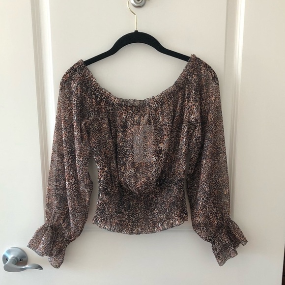 L’AGENCE Lilia Off Shoulder Top NWT Size XS - Picture 13 of 16